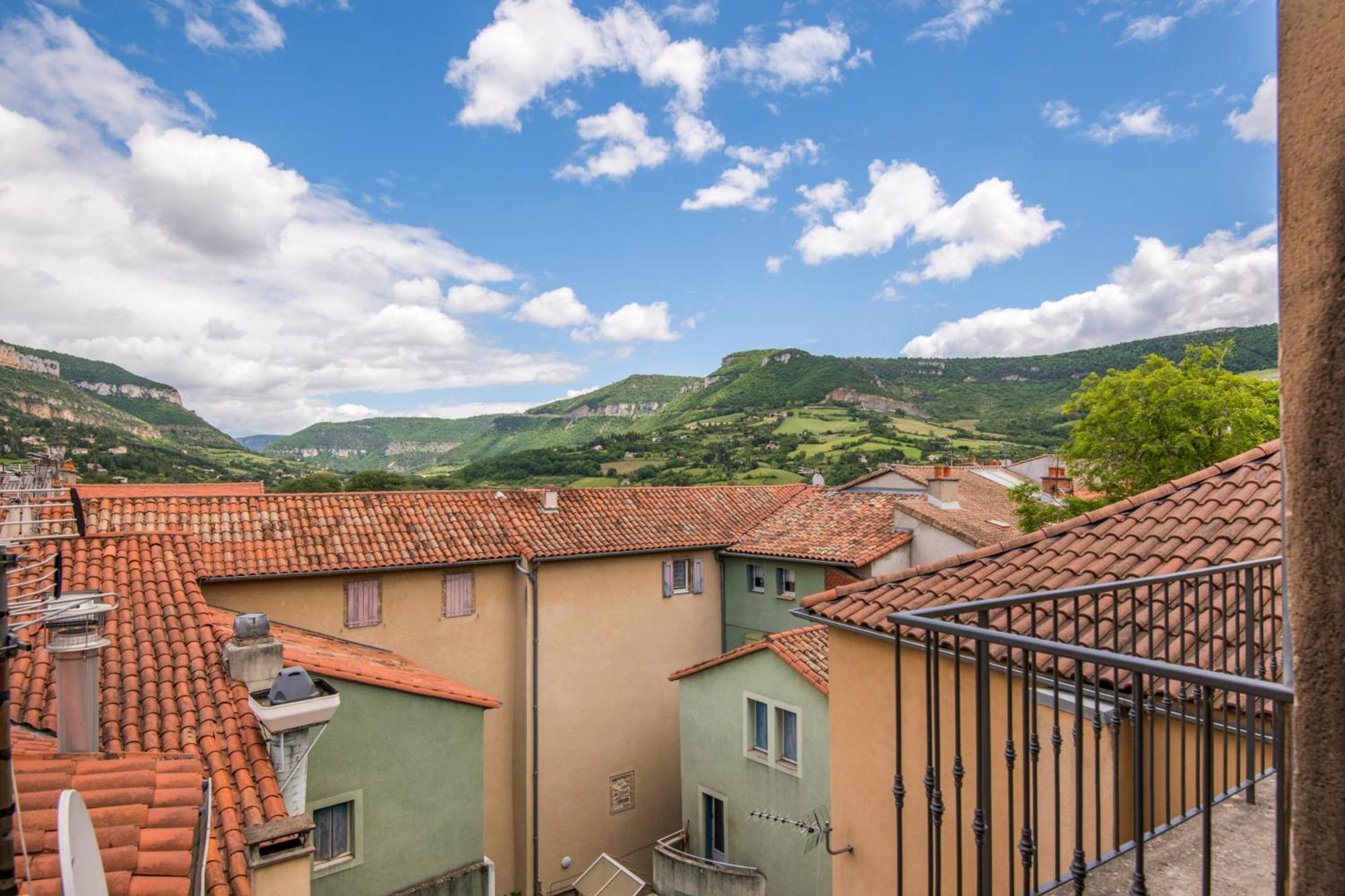 Panoramique Balcon Wifi Centre-Ville Millau Bagian luar foto
